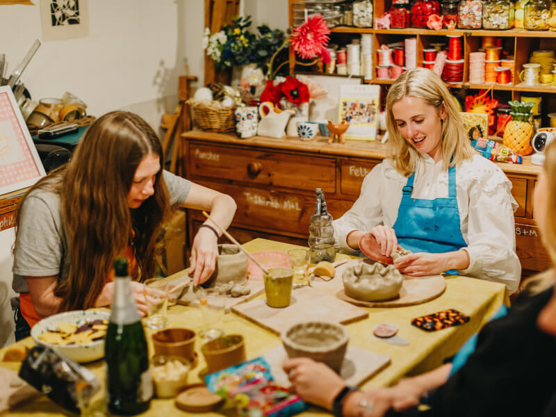 hand building clay and sip class